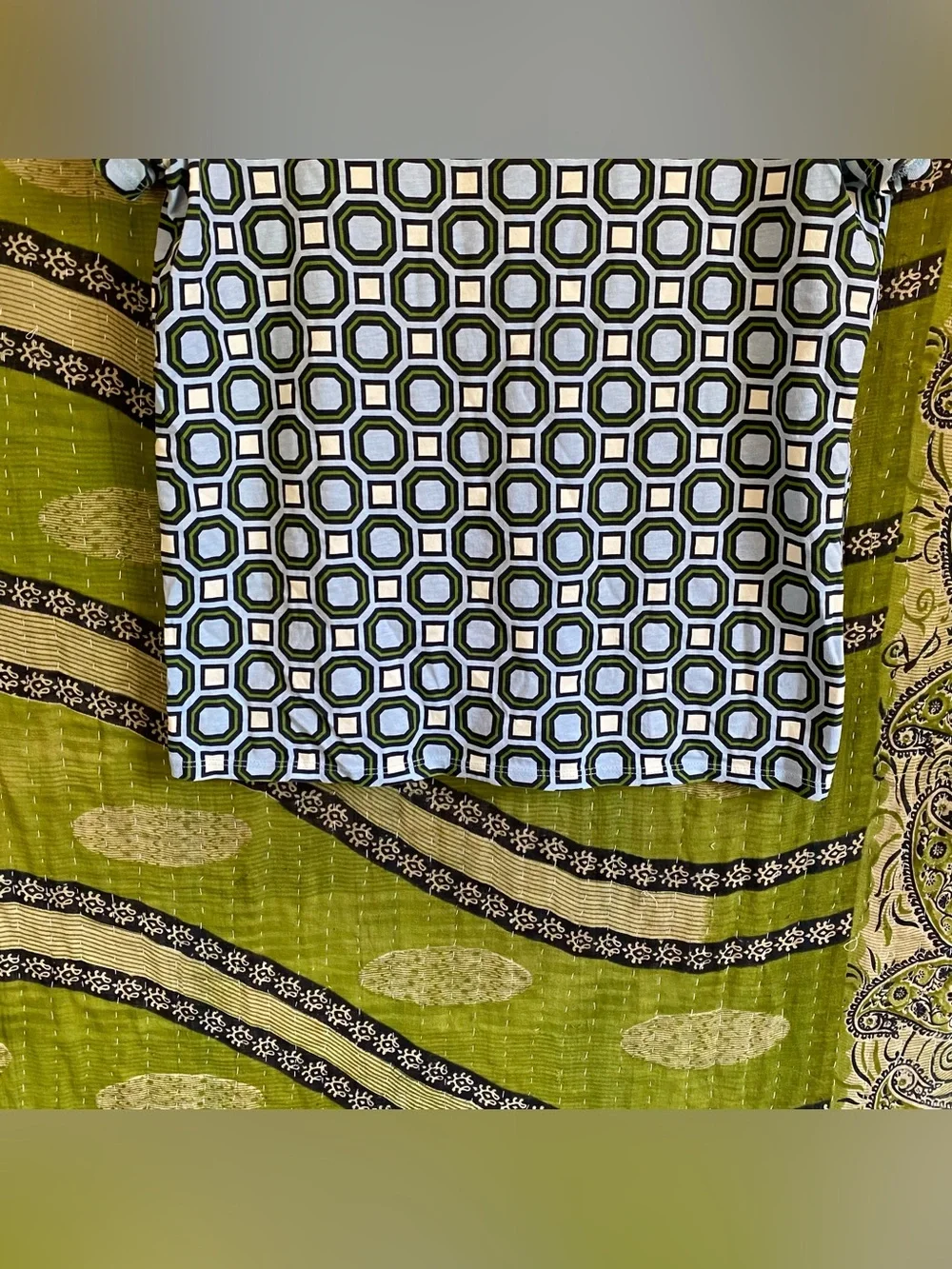 Tory Burch Louis Blue/ White/ Green Geometric Print Cotton T-Shirt Size Medium